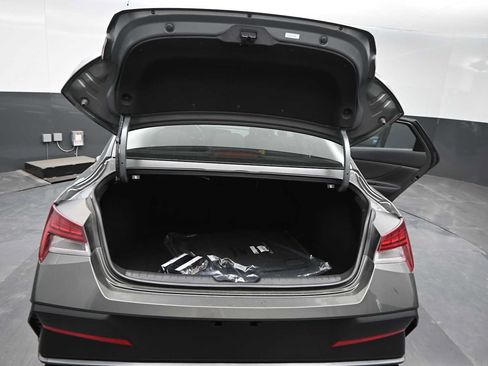 New 2026 Hyundai Elantra SEL Sport Premium FWD image 13