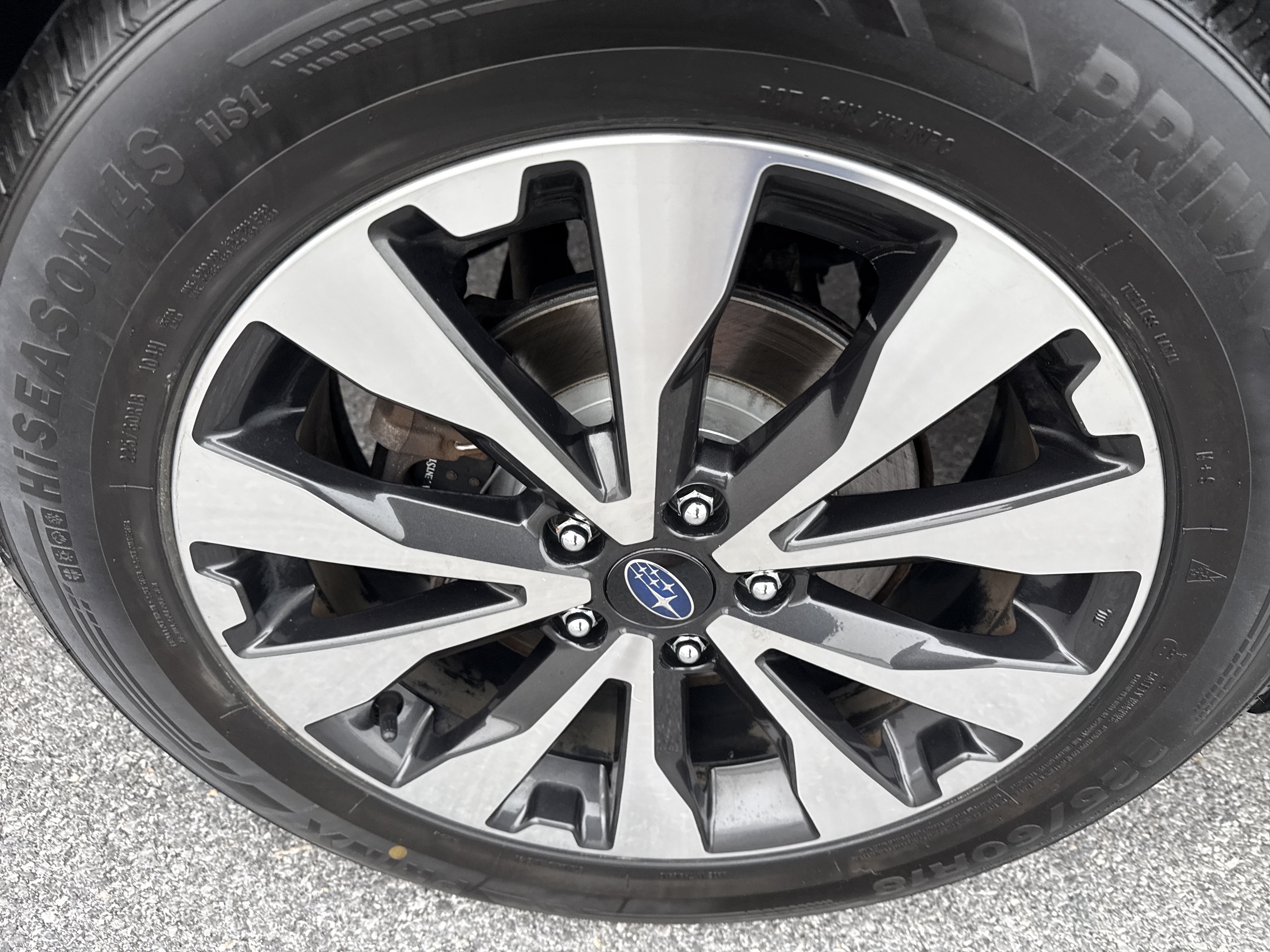Used 2017 Subaru Outback 2.5i Limited AWD/4WD image 12