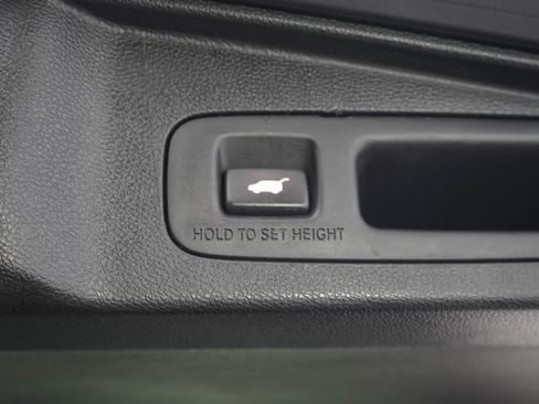 Used 2021 Honda CR-V Touring image 11