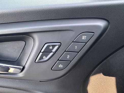 Used 2025 Chevrolet Malibu LT image 16