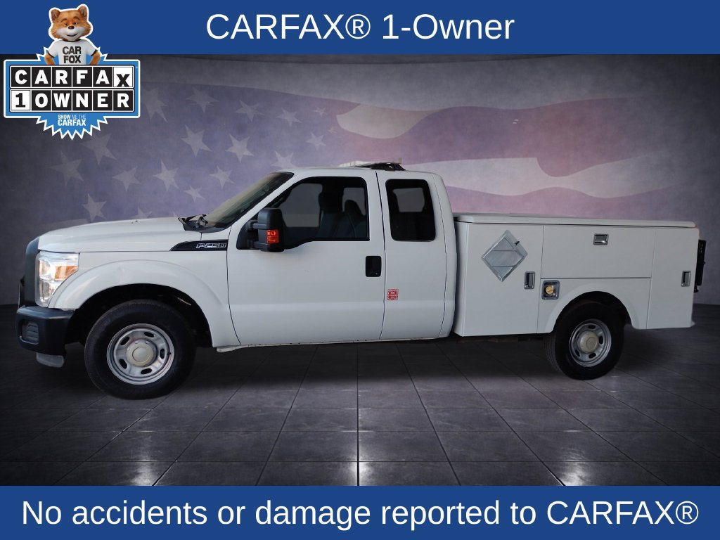 Used 2016 Ford F250 XL w/ Power Equipment Group RWD image 2