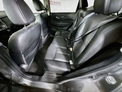Used 2018 Nissan Rogue SL w/ Premium Package AWD/4WD image 27