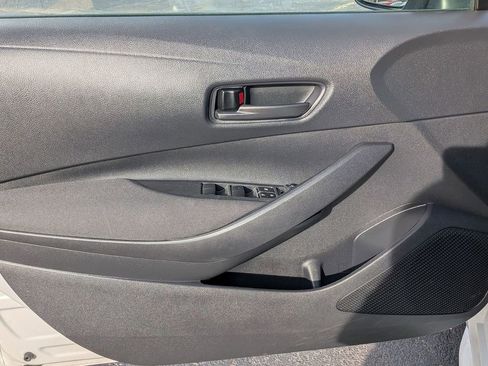 Used 2024 Toyota Corolla LE image 9