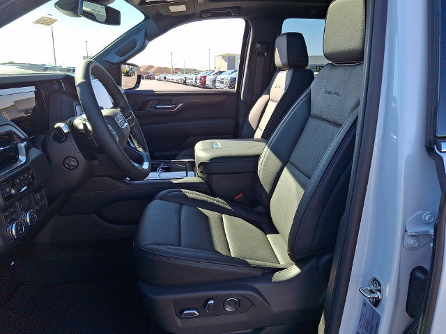 New 2026 GMC Yukon Denali w/ Sun & Power Step Package AWD/4WD image 10