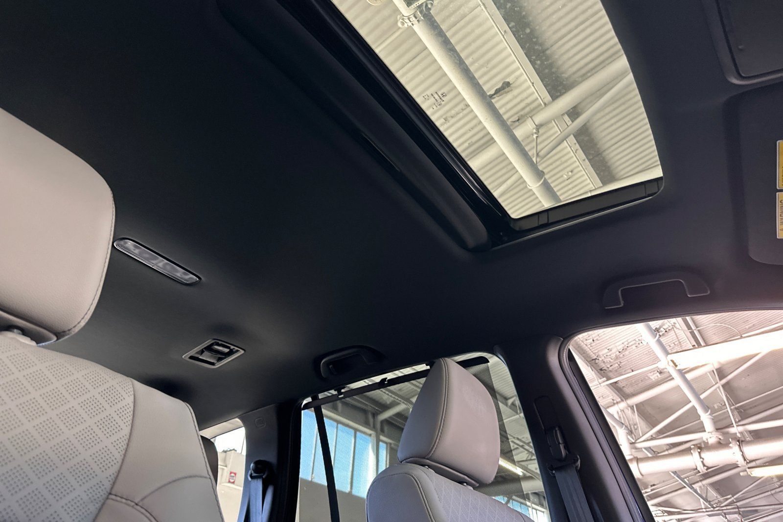 Used 2023 Honda Passport Elite image 25