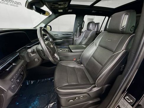 Used 2021 Cadillac Escalade ESV Sport w/ Driver Assist Tech Package AWD/4WD image 22