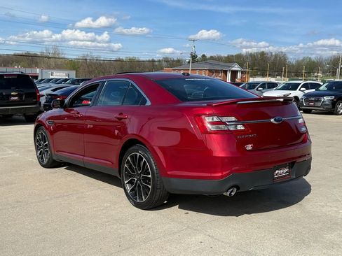 Used 2018 Ford Taurus SHO w/ Driver Assist Package image 5