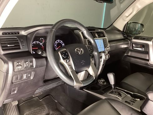 Used 2023 Toyota 4Runner SR5 Premium image 14