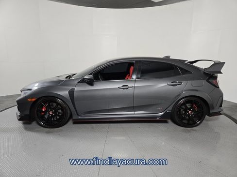 Used 2018 Honda Civic Type R image 3
