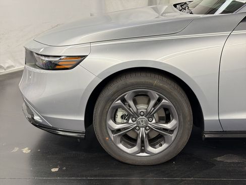 New 2026 Honda Accord EX-L image 12