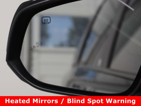 Used 2024 Toyota Sienna XLE Woodland Edition image 24