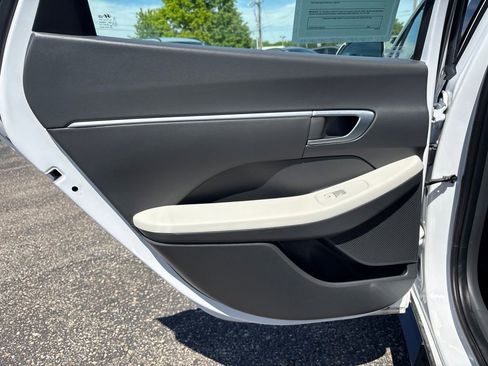 Certified 2025 Hyundai Sonata SEL FWD image 25