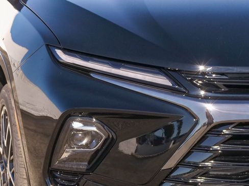 New 2026 Chevrolet Blazer RS w/ Driver Confidence II Package image 4