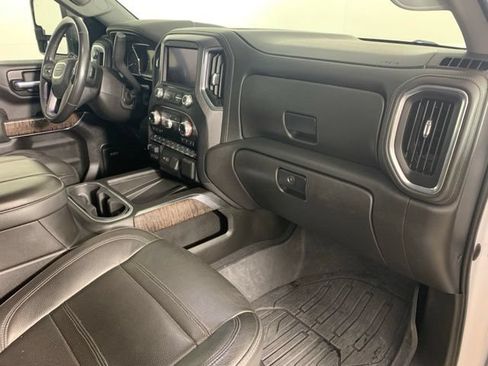 Used 2023 GMC Sierra 3500 Denali w/ Denali Ultimate Package AWD/4WD image 7