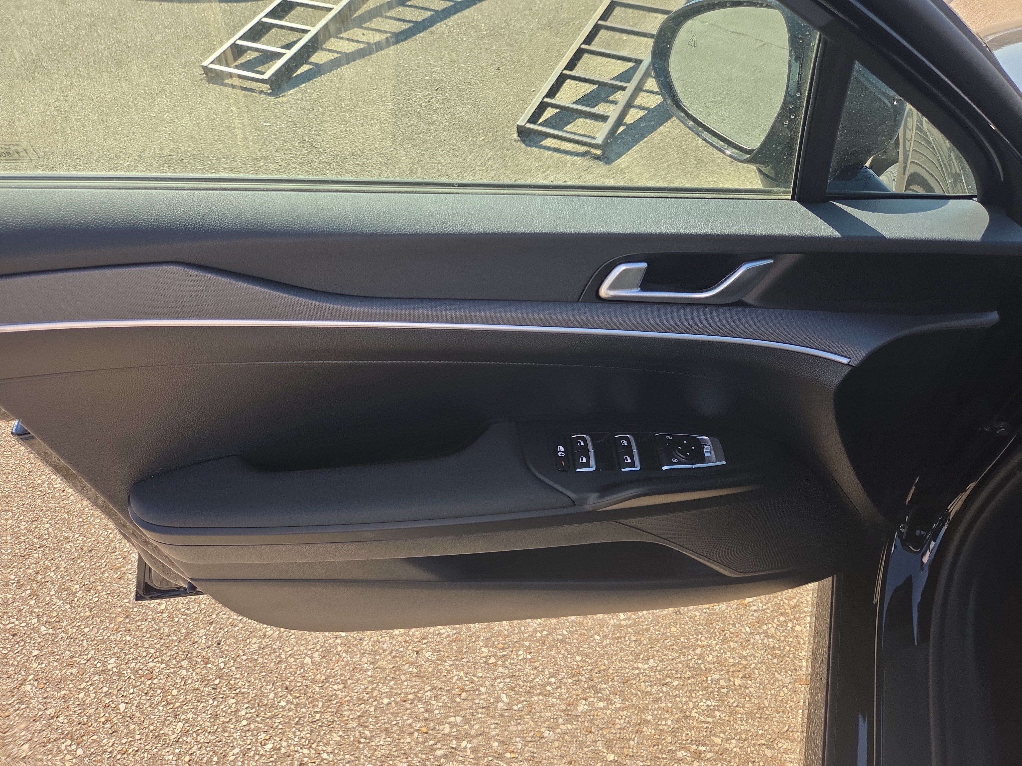 New 2026 Kia K5 LXS FWD image 5