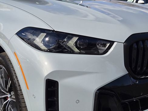 New 2026 BMW X5 xDrive40i w/ M Sport Package image 8
