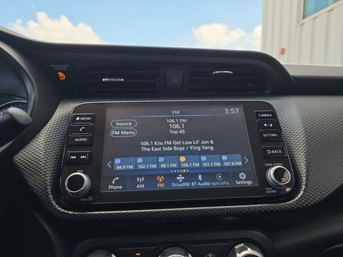 Used 2024 Nissan Kicks SV FWD image 8
