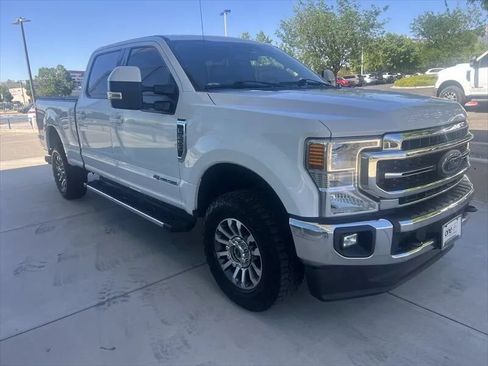 Used 2020 Ford F250 Lariat w/ Lariat Value Package AWD/4WD image 2