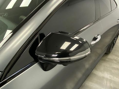 Used 2019 Mercedes-Benz AMG GT 63 image 11