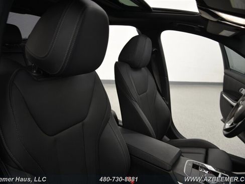 Used 2023 BMW 330i Sedan w/ Driving Assistance Package image 21