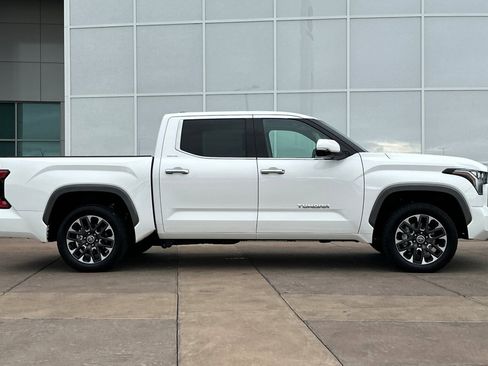 Used 2022 Toyota Tundra Limited image 3