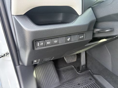 Used 2025 Toyota RAV4 XLE Premium w/ Weather Package AWD/4WD image 30