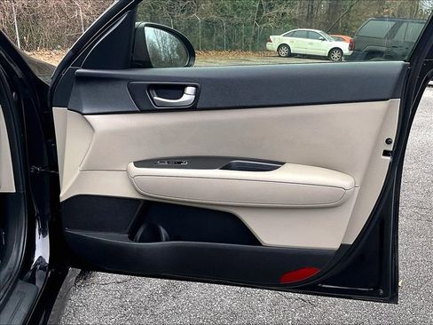 Used 2018 Kia Optima LX w/ 17" Alloy Wheels Package image 25