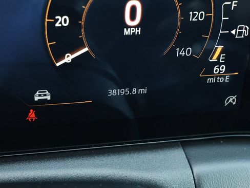 Used 2025 Ford Mustang Premium RWD image 4