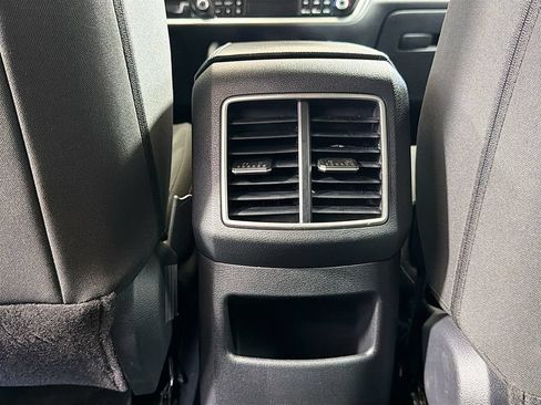 Used 2023 Kia Sportage LX AWD/4WD image 25