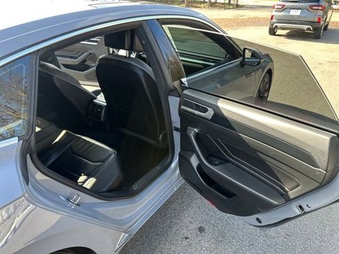 Used 2023 Volkswagen Arteon SEL image 33