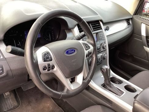 Used 2014 Ford Edge SEL FWD image 25