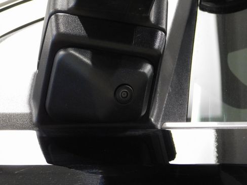 Used 2023 Ford F250 Limited w/ FX4 Off-Road Package image 22