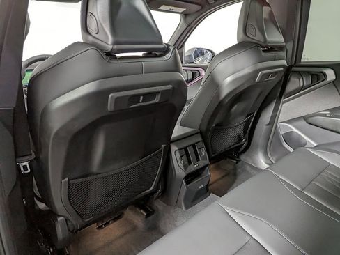 Used 2025 BMW X3 xDrive30i image 44