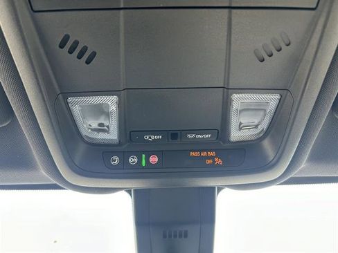 Certified 2022 Chevrolet Equinox RS image 22