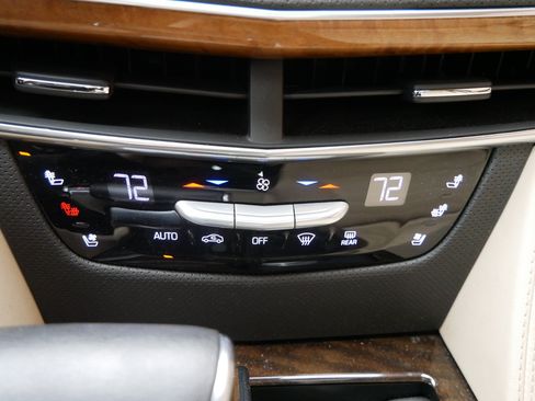 Used 2018 Cadillac CT6 Platinum AWD/4WD image 19