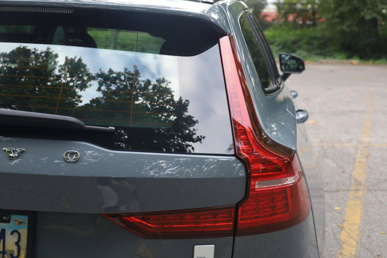 Used 2023 Volvo V60 T8 Polestar w/ Protection Package Premier AWD/4WD image 11