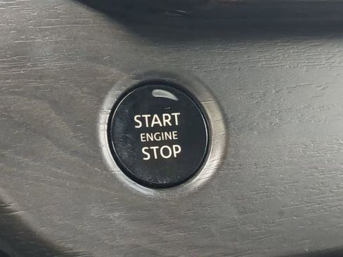 Certified 2025 Nissan Murano SL AWD/4WD image 26