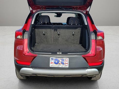 Used 2025 Chevrolet TrailBlazer LT image 8