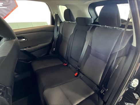 Used 2021 Nissan Rogue SV FWD image 14
