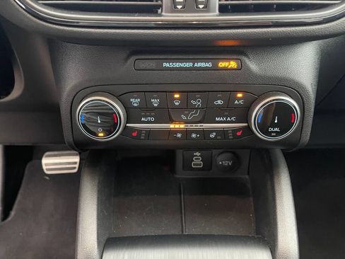 Used 2024 Ford Escape ST-Line AWD/4WD image 12