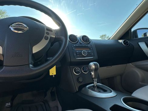 Used 2011 Nissan Rogue S image 19