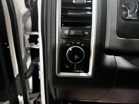 Used 2020 RAM 1500 Classic Warlock w/ Electronics Group image 36