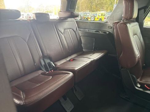 Certified 2023 Ford Expedition Limited image 29