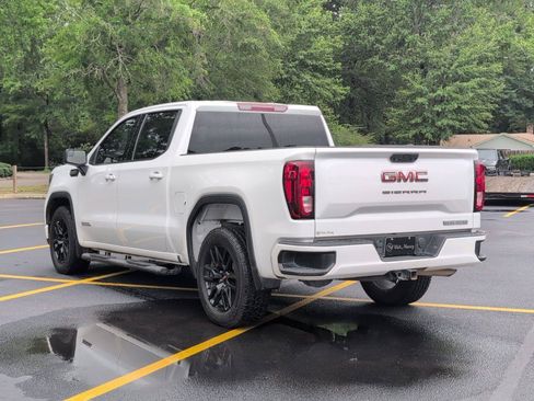 Used 2023 GMC Sierra 1500 Elevation RWD image 3