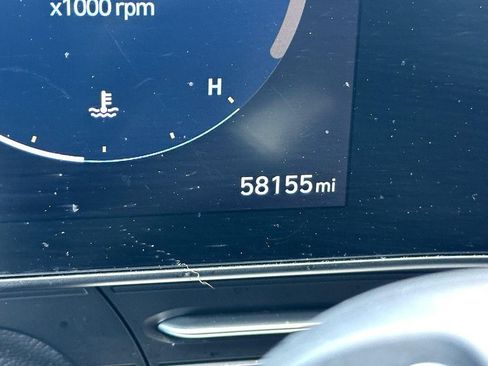 Used 2024 Hyundai Kona Limited FWD image 29