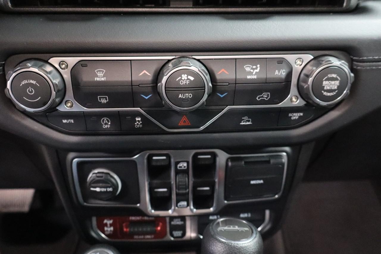 Used 2026 Jeep Gladiator Rubicon AWD/4WD image 16
