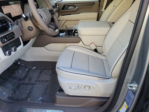 New 2026 GMC Yukon XL Denali image 10