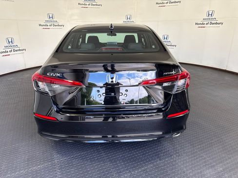 Used 2024 Honda Civic Sport image 9