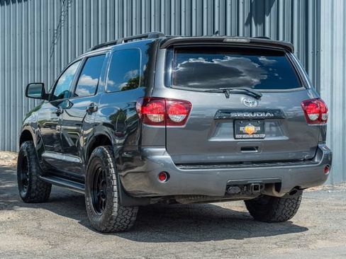 Used 2019 Toyota Sequoia TRD Sport w/ TRD Sport Premium Package AWD/4WD image 4