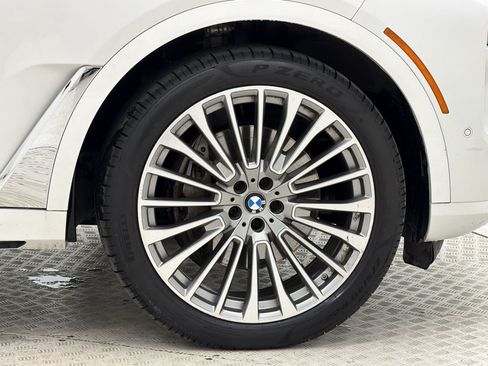 Used 2024 BMW X7 xDrive40i w/ Executive Package AWD/4WD image 13